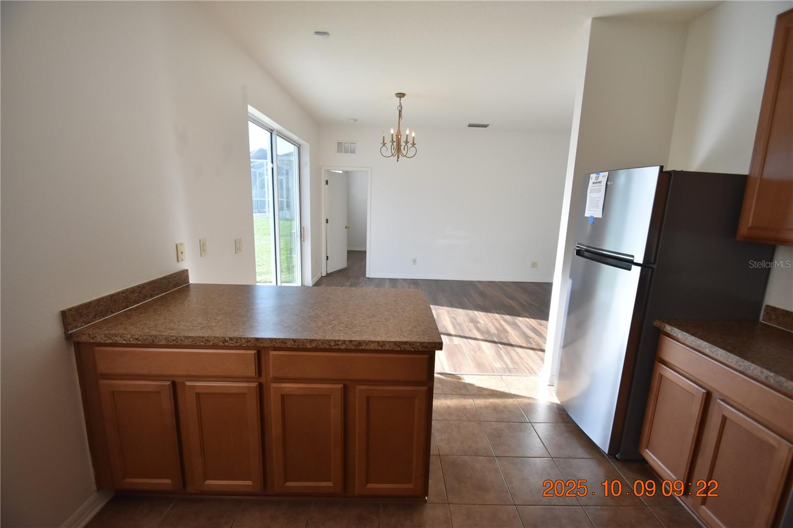 SOUTHERN OAKS GROVE - Residential Lease