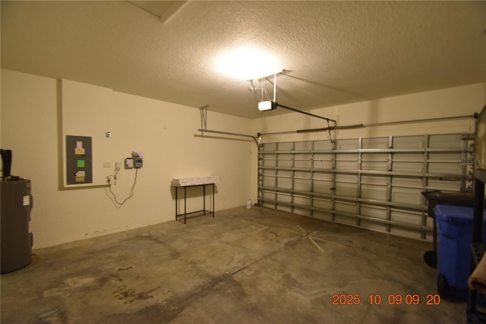 SOUTHERN OAKS GROVE - Residential Lease