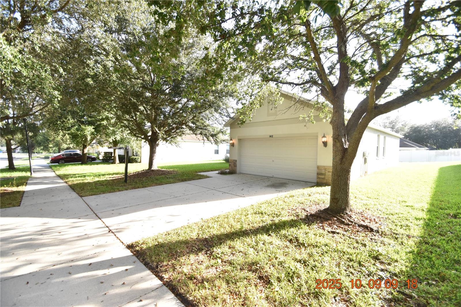 SOUTHERN OAKS GROVE - Residential Lease