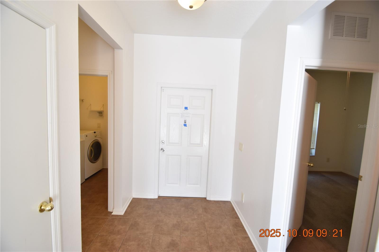 SOUTHERN OAKS GROVE - Residential Lease