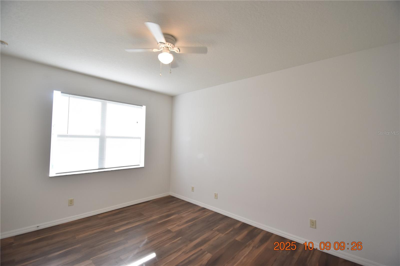 SOUTHERN OAKS GROVE - Residential Lease