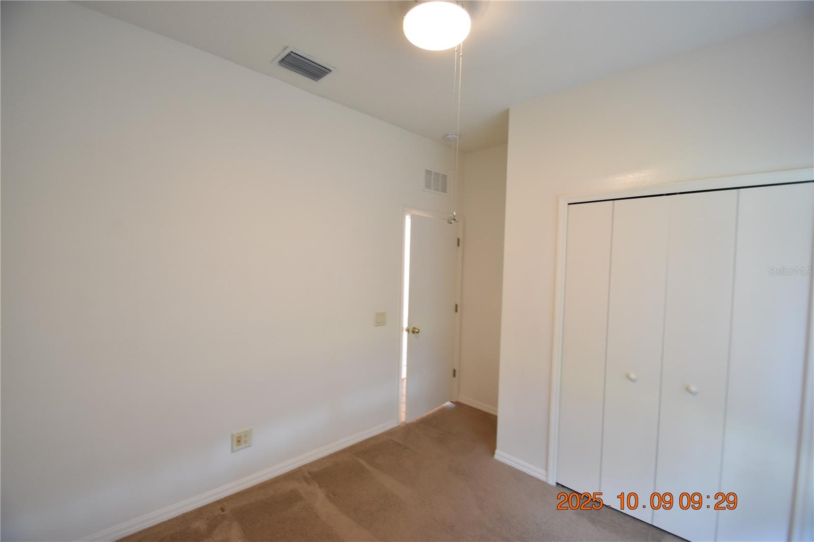 SOUTHERN OAKS GROVE - Residential Lease