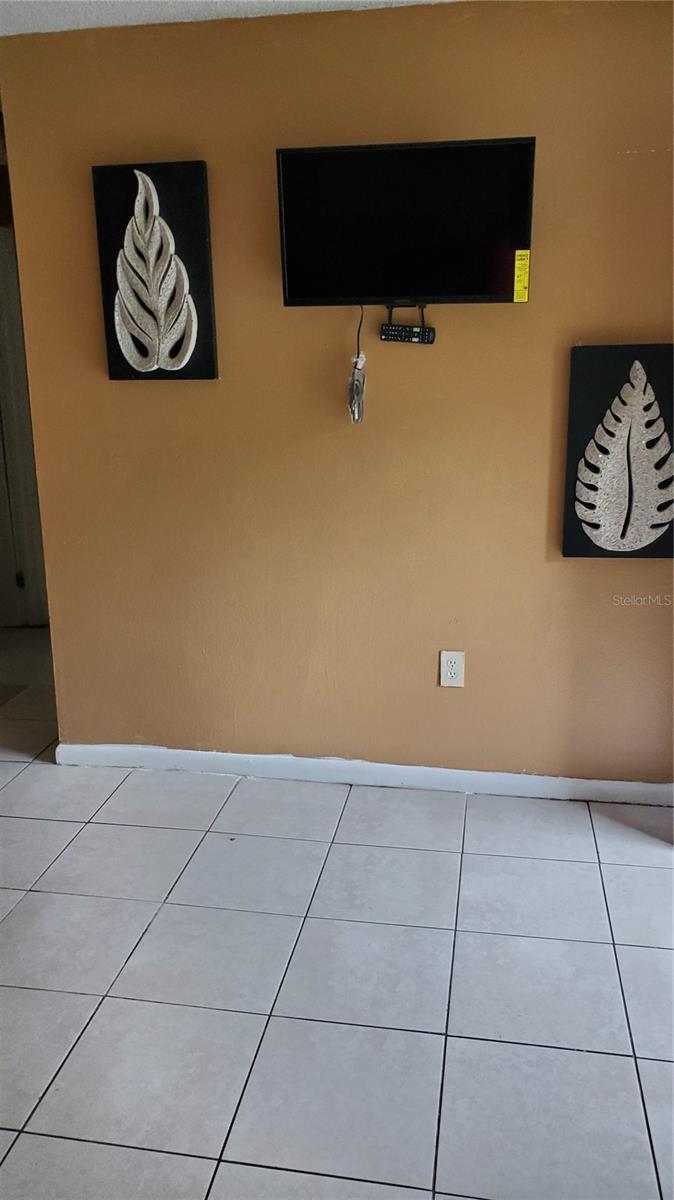 NEIGHBORHOOD 4709 - Residential Income