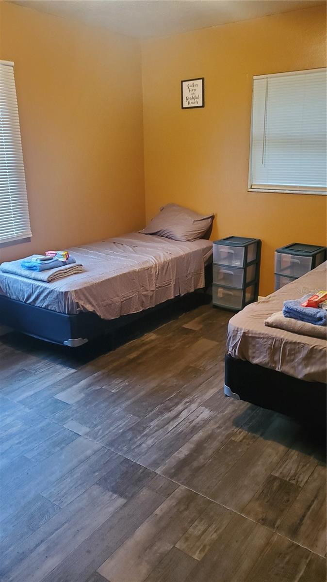 NEIGHBORHOOD 4709 - Residential Income