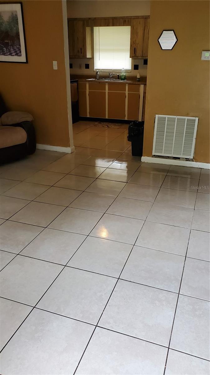 NEIGHBORHOOD 4709 - Residential Income