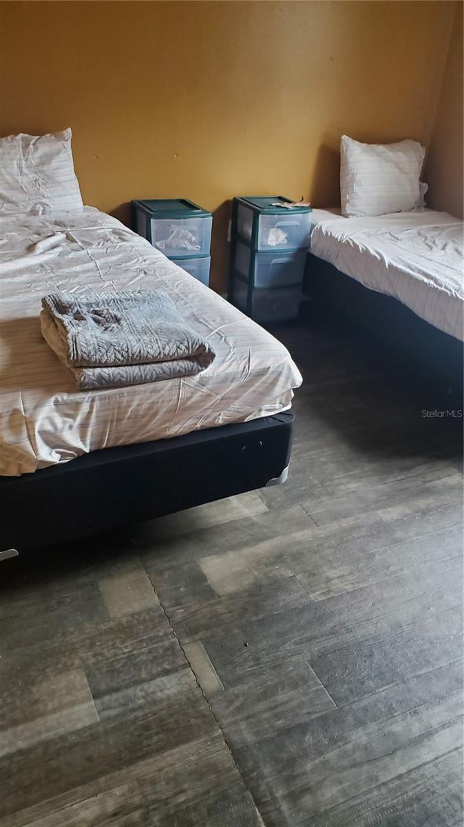 NEIGHBORHOOD 4709 - Residential Income