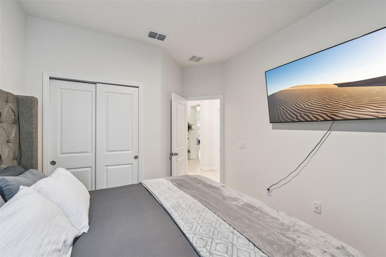 BELLALAGO PH 5J - Residential