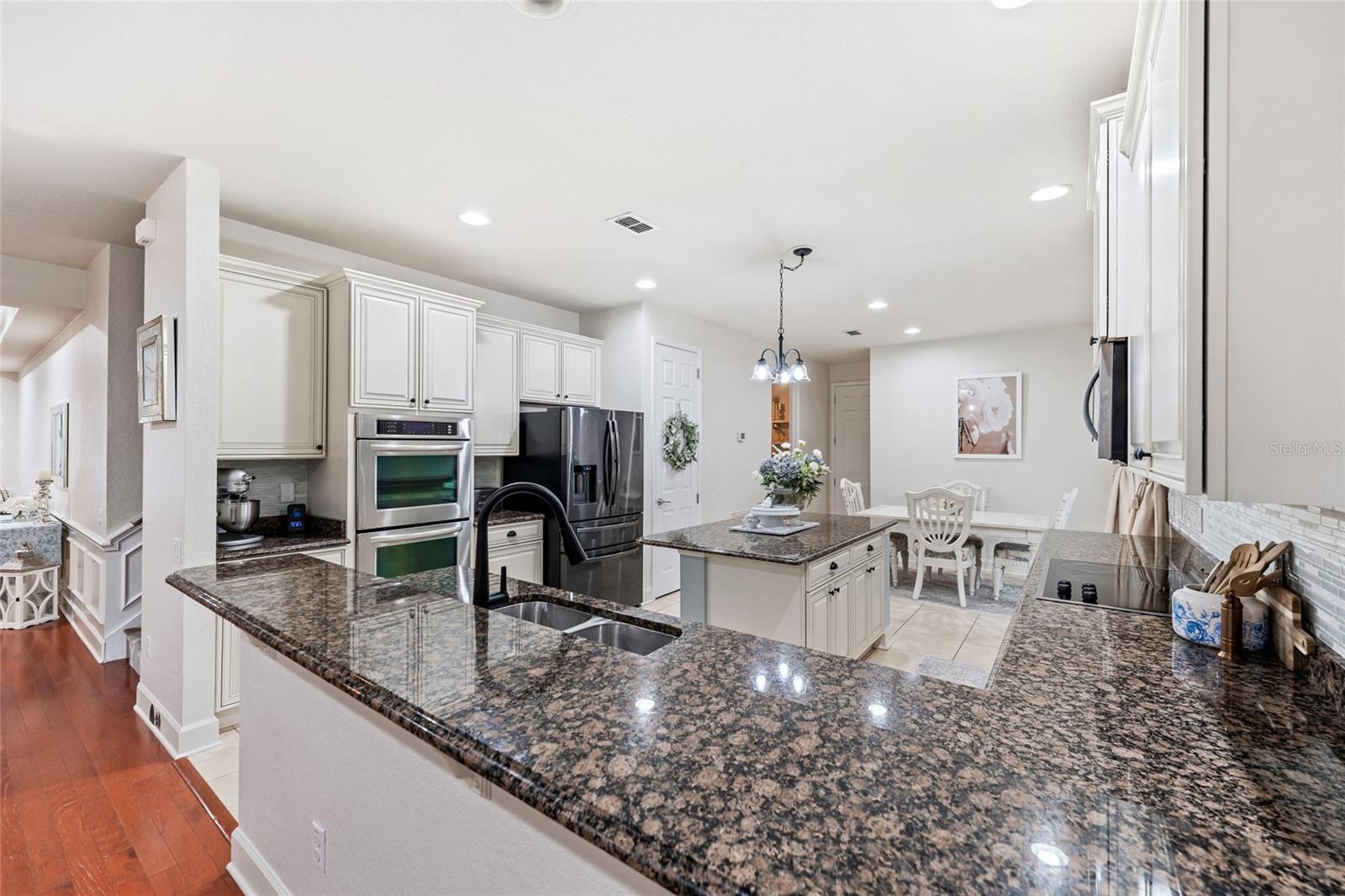 MEADOW RIDGE - Residential