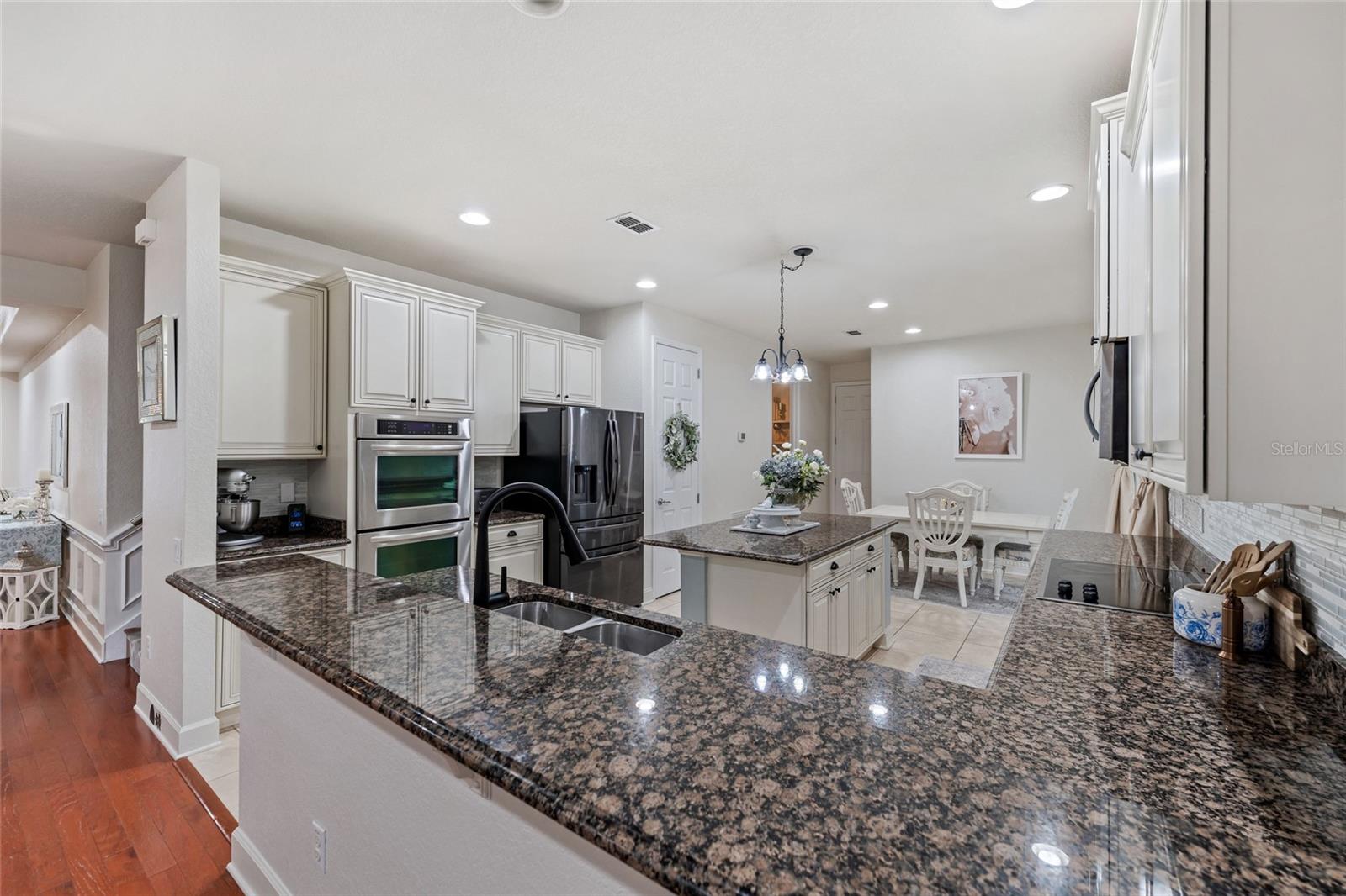 MEADOW RIDGE - Residential
