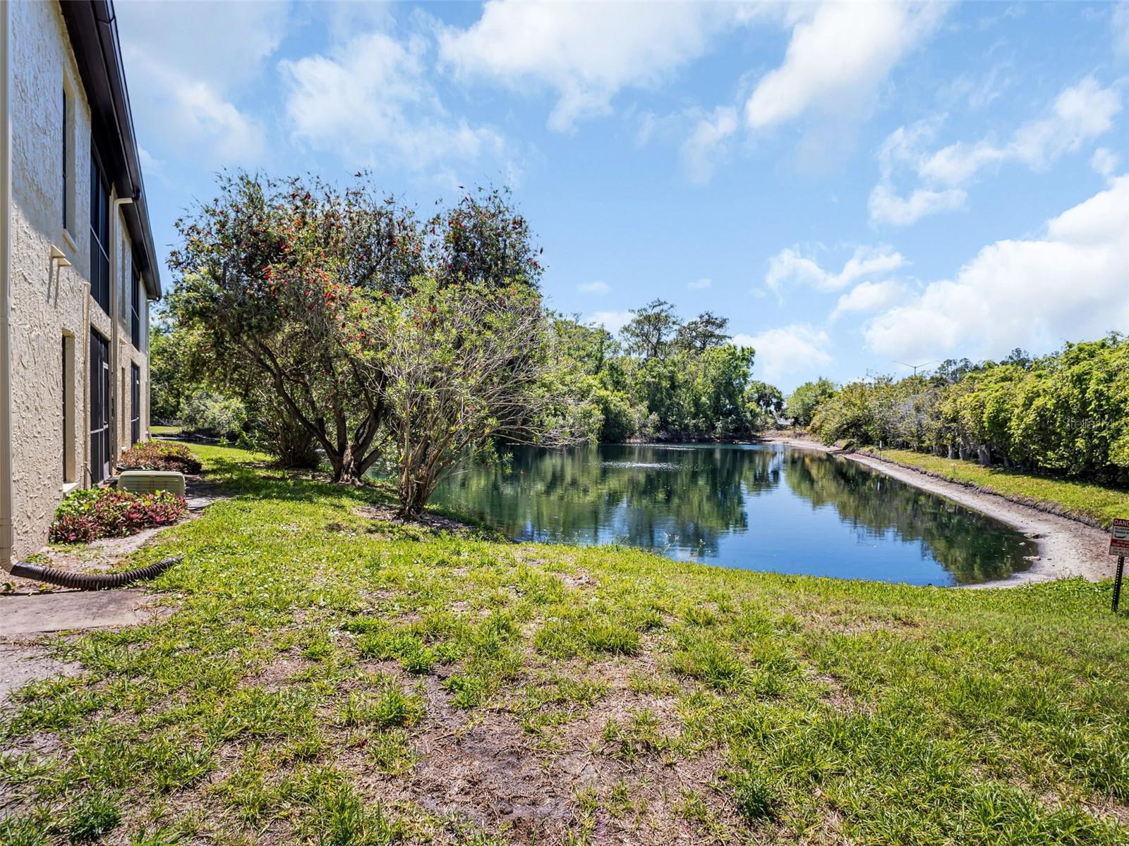 EL PASADO A CONDO - Residential