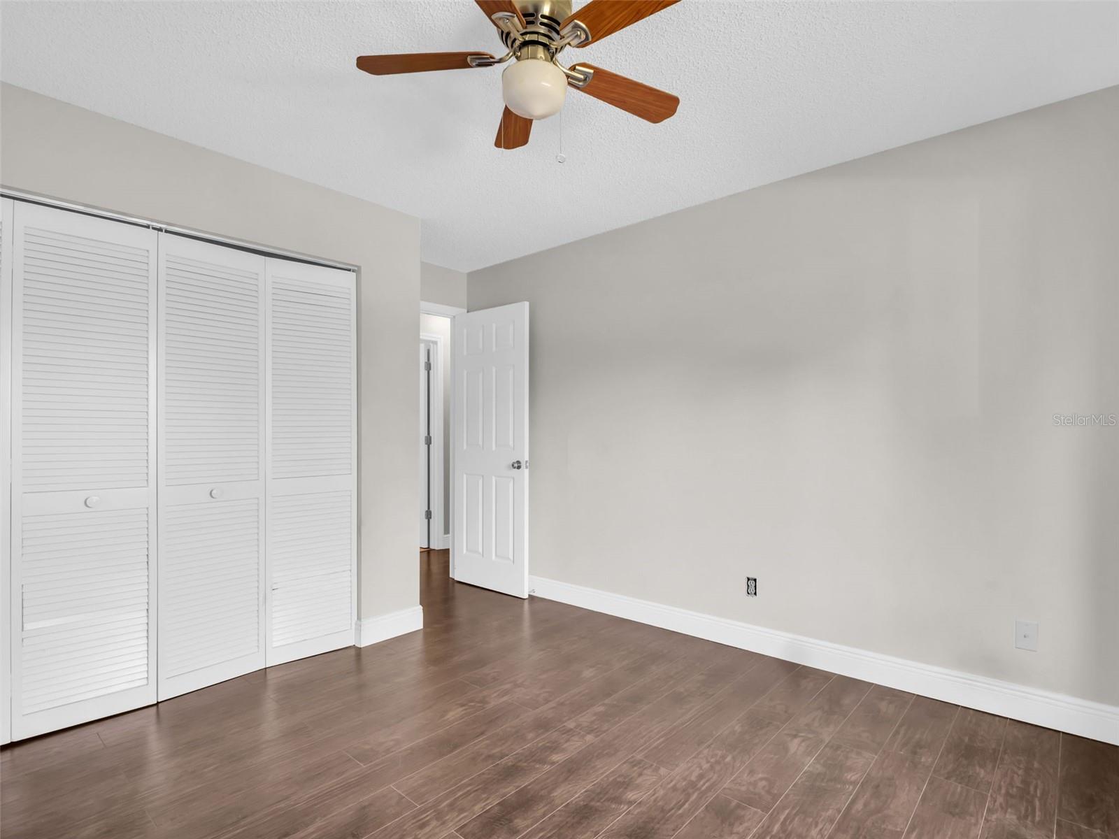 EL PASADO A CONDO - Residential