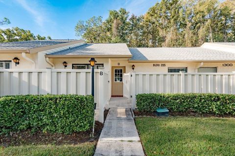 1300 SHADY PINE WAY B TARPON SPRINGS FL 34688