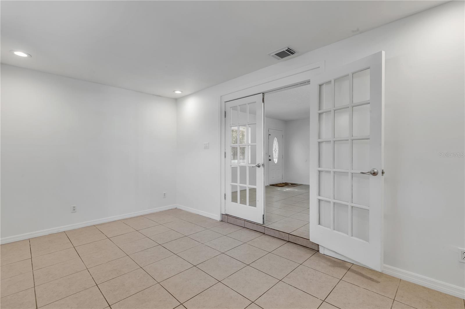 POINTER 01 - Residential