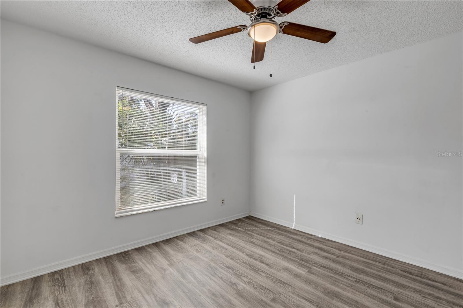 POINTER 01 - Residential