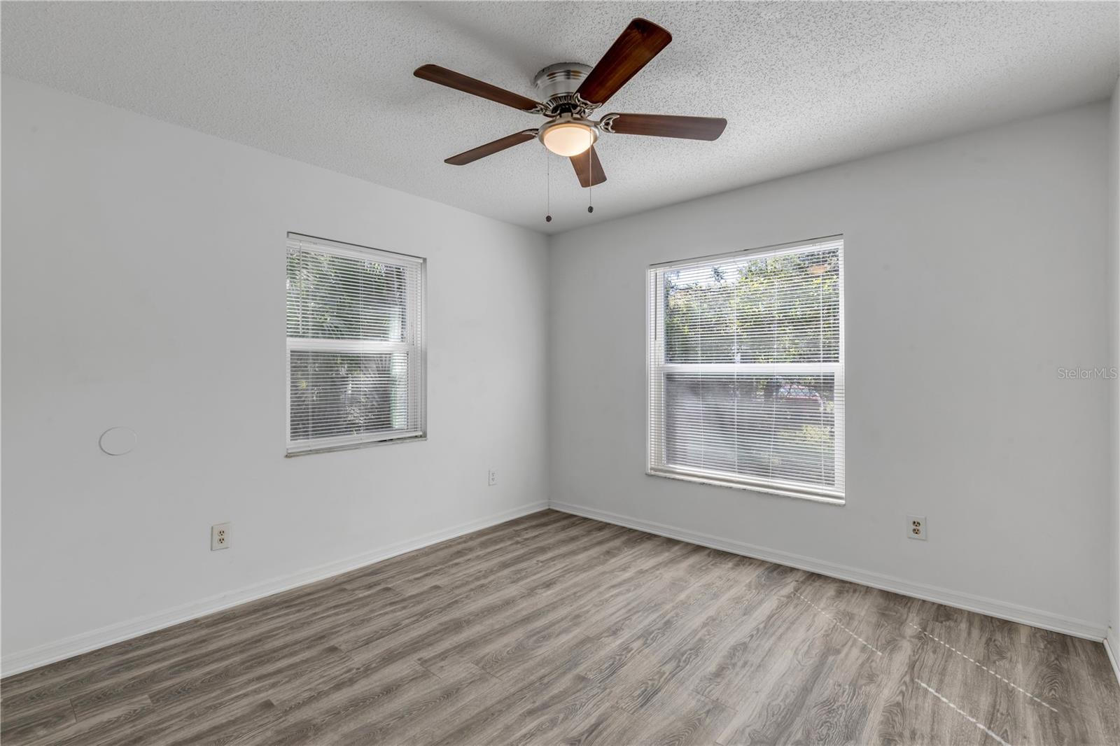 POINTER 01 - Residential