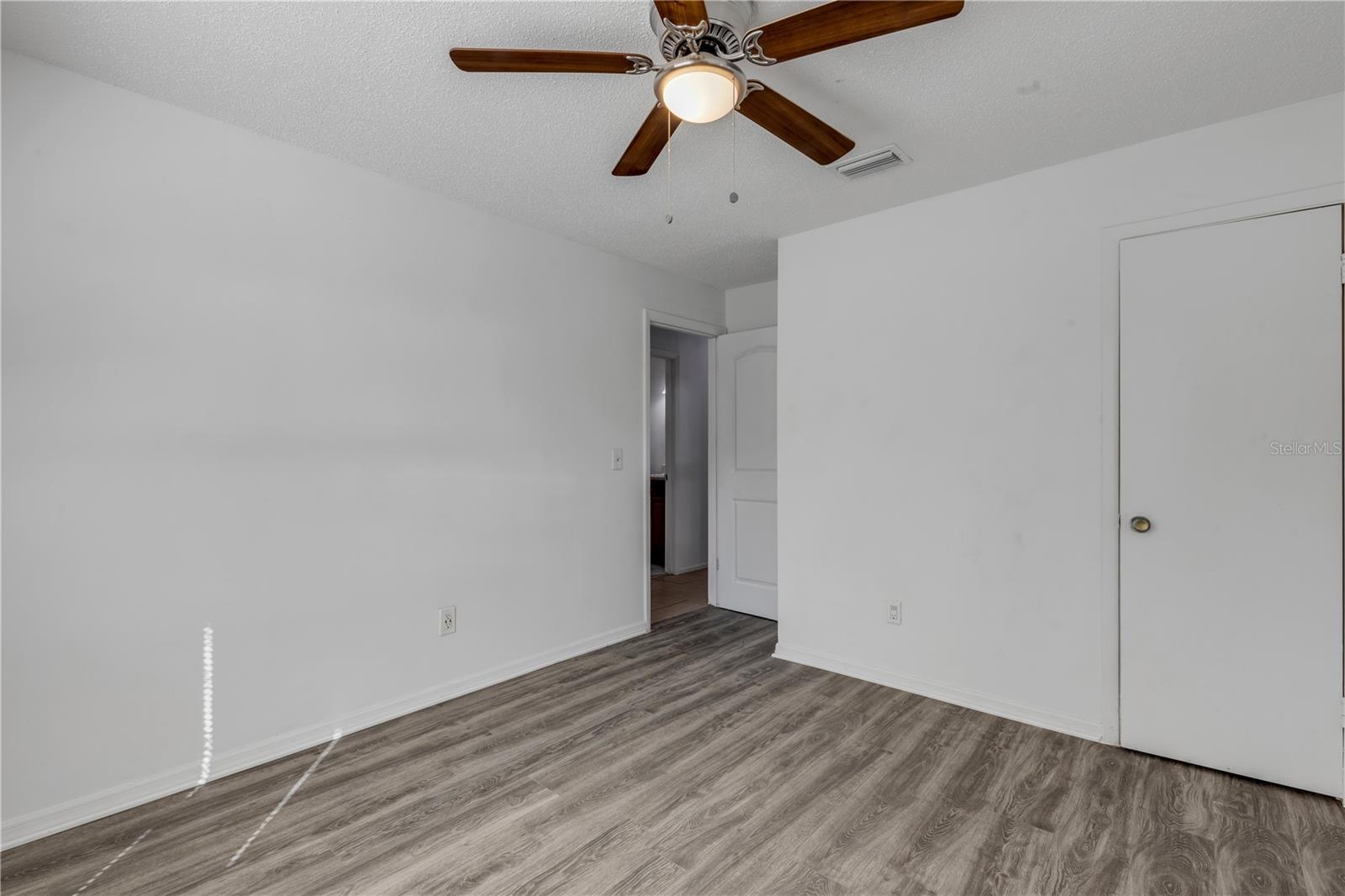 POINTER 01 - Residential