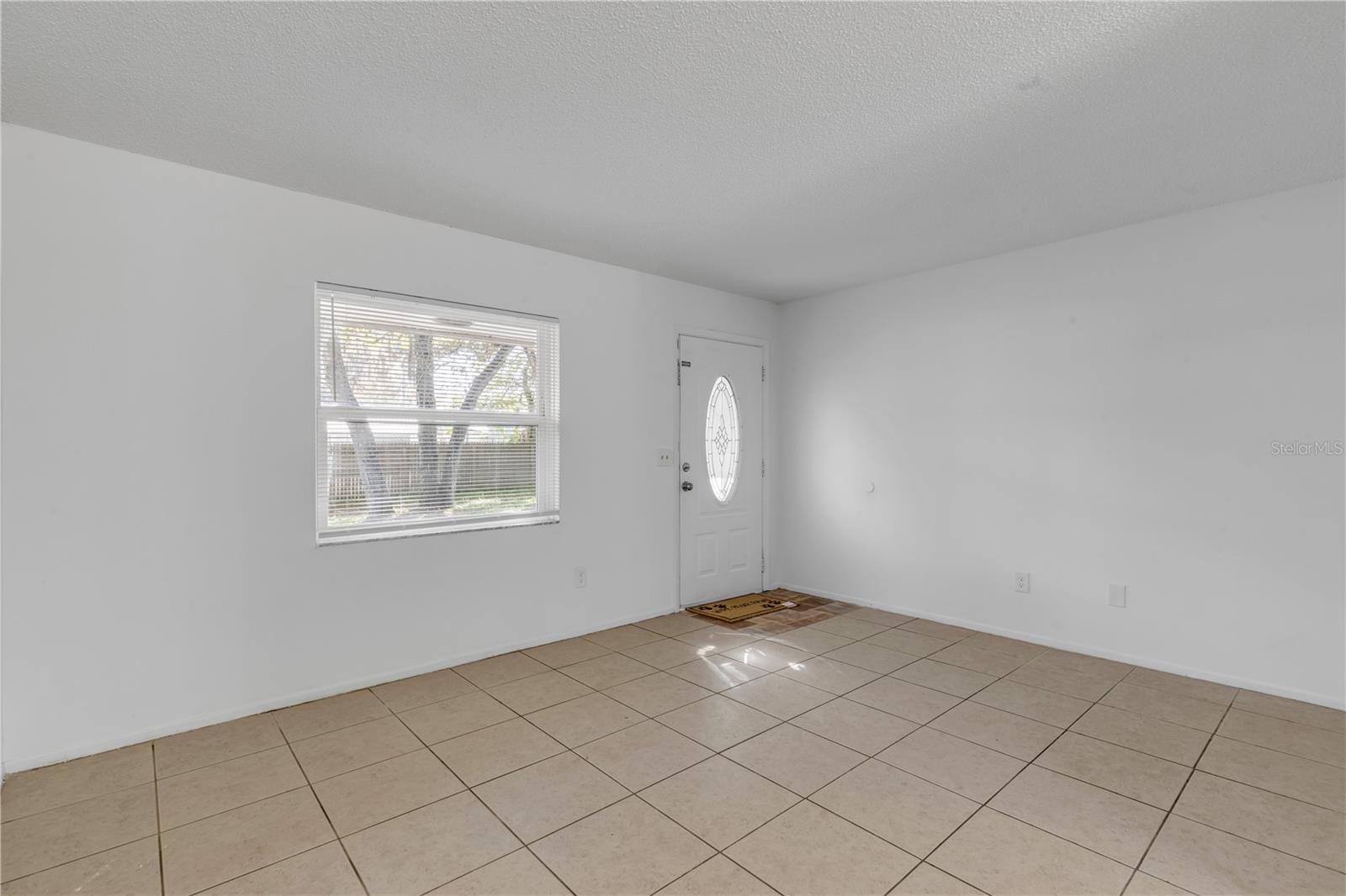 POINTER 01 - Residential