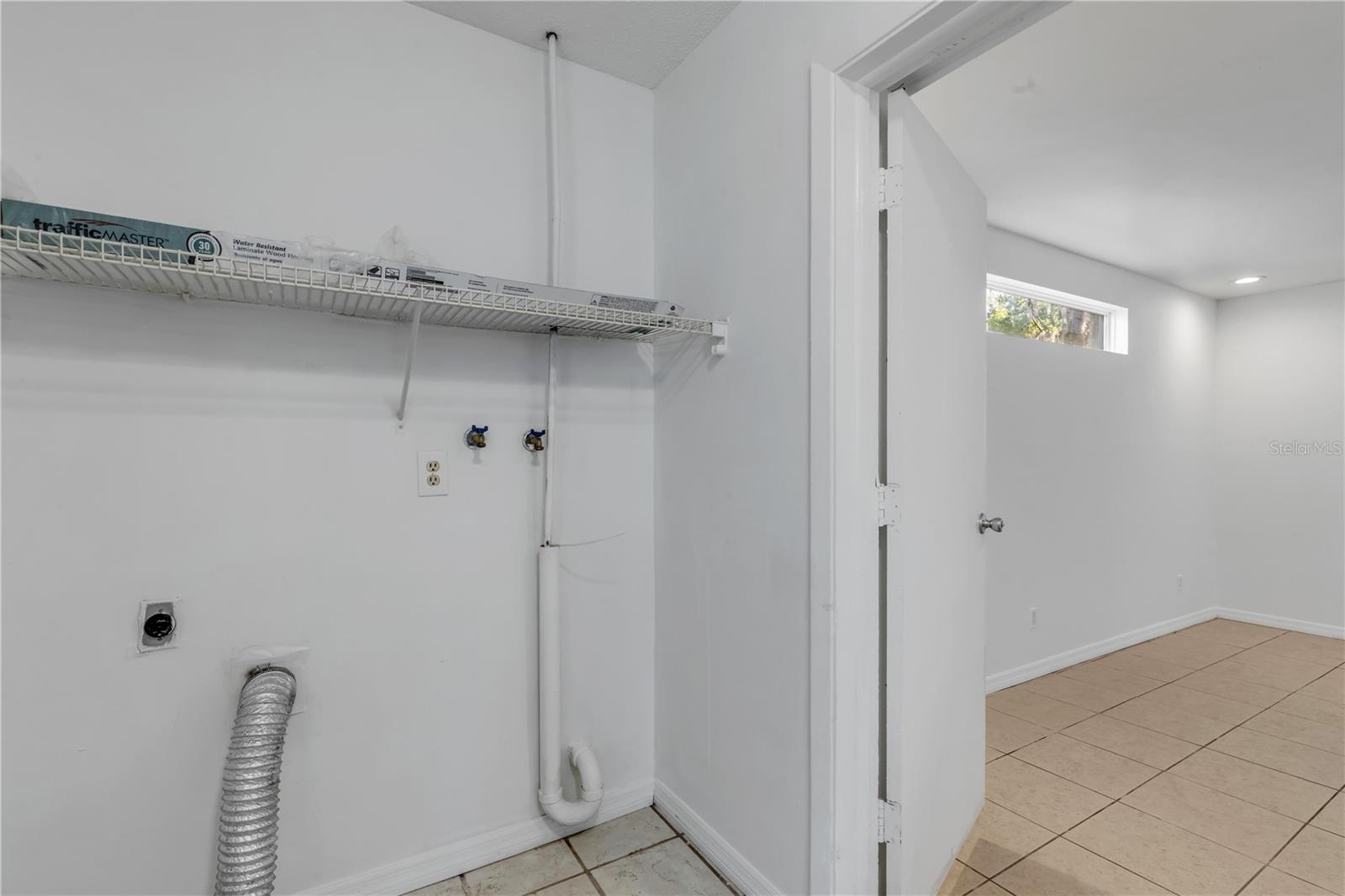 POINTER 01 - Residential