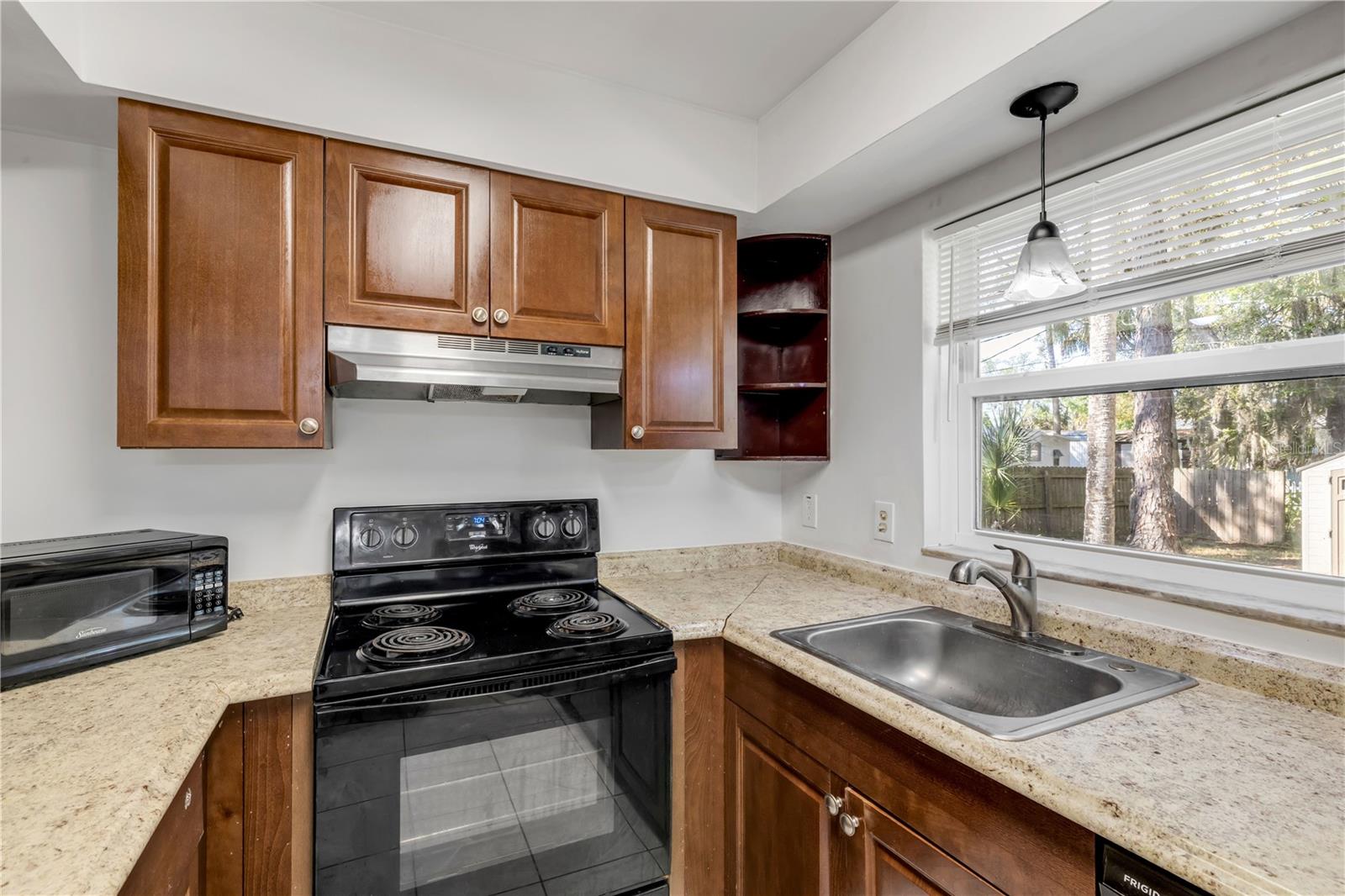 POINTER 01 - Residential