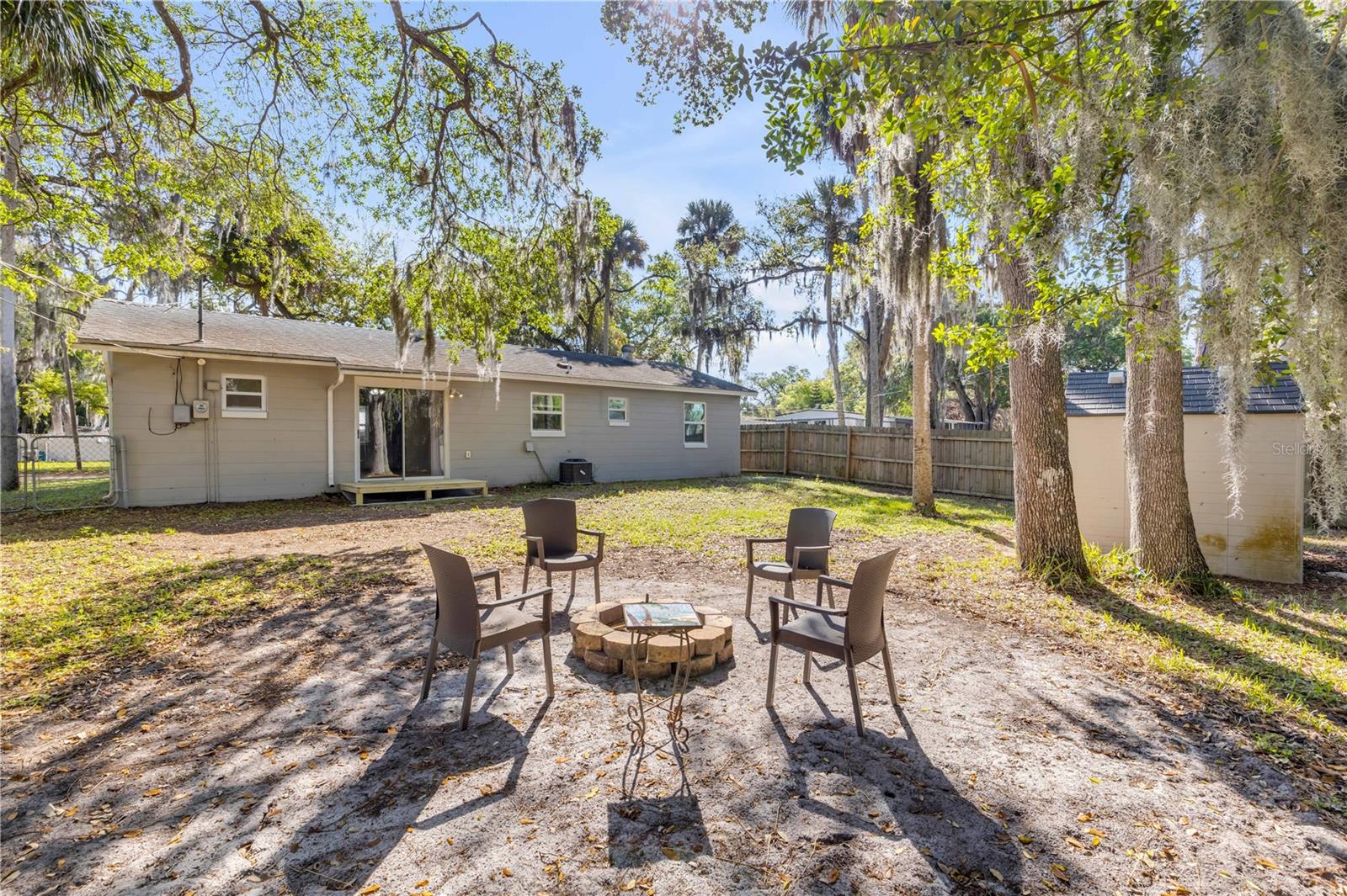 POINTER 01 - Residential