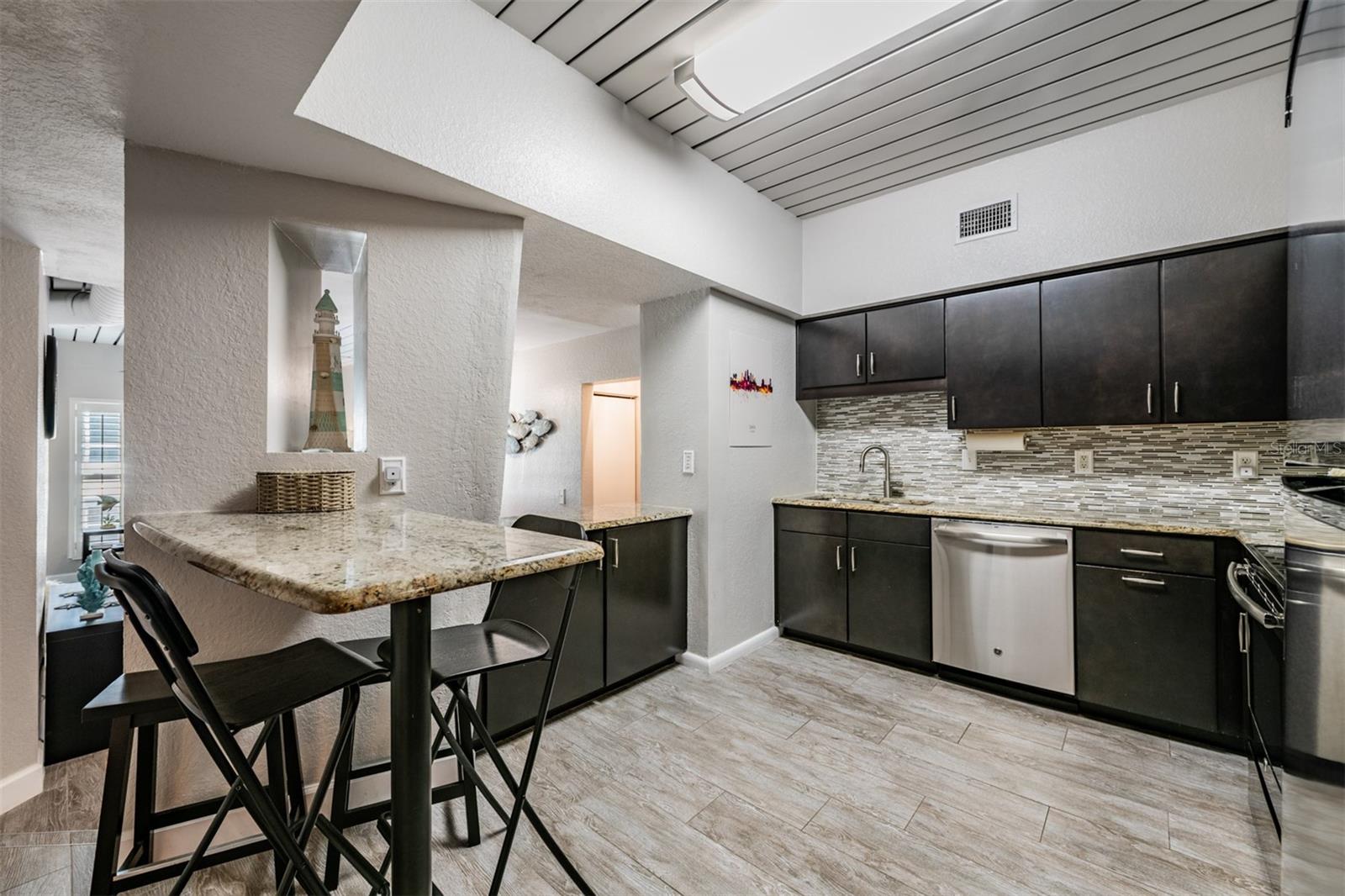 2410 W AZEELE STREET 220