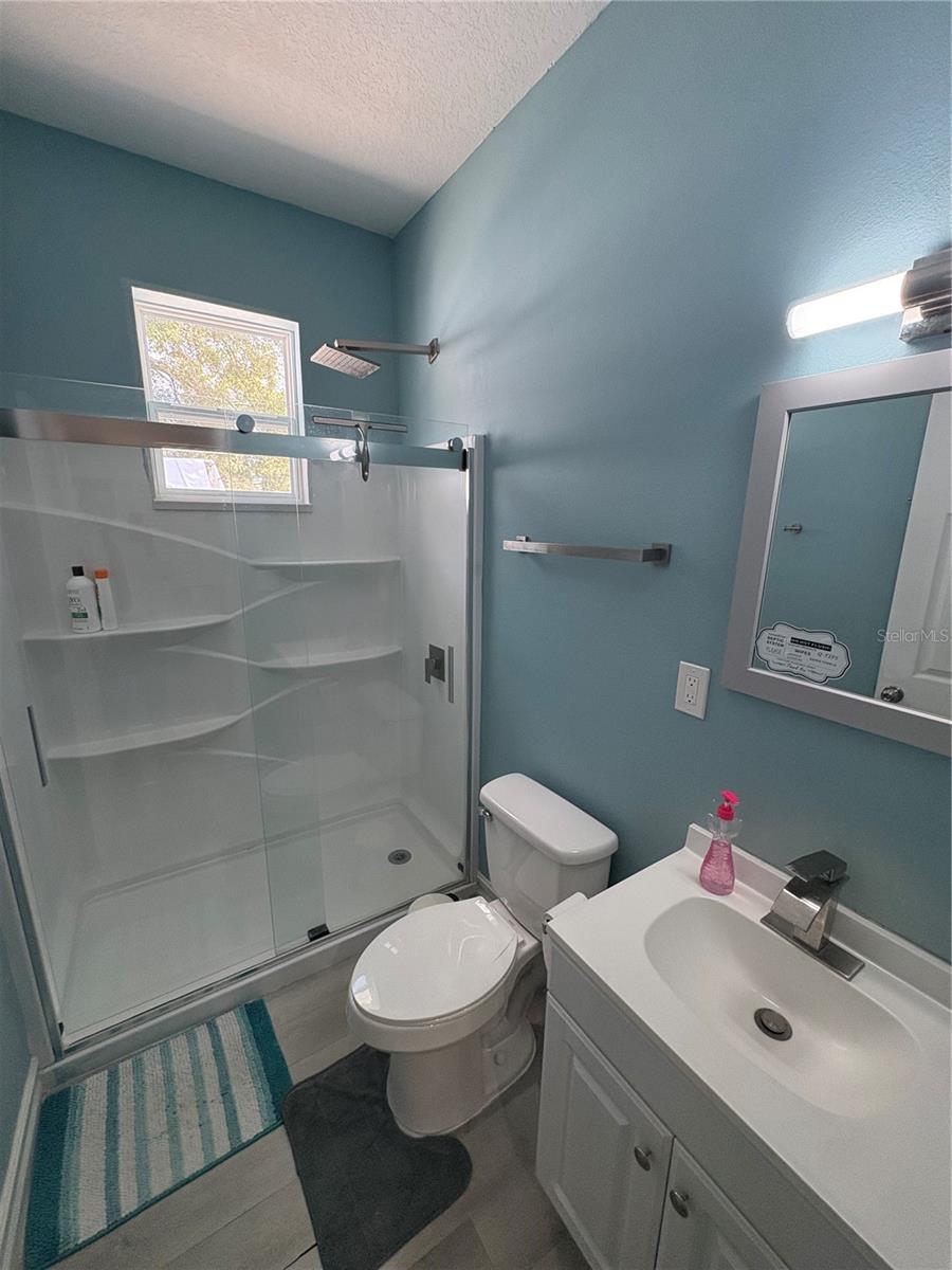 OAKLAND HILLS - Residential Lease