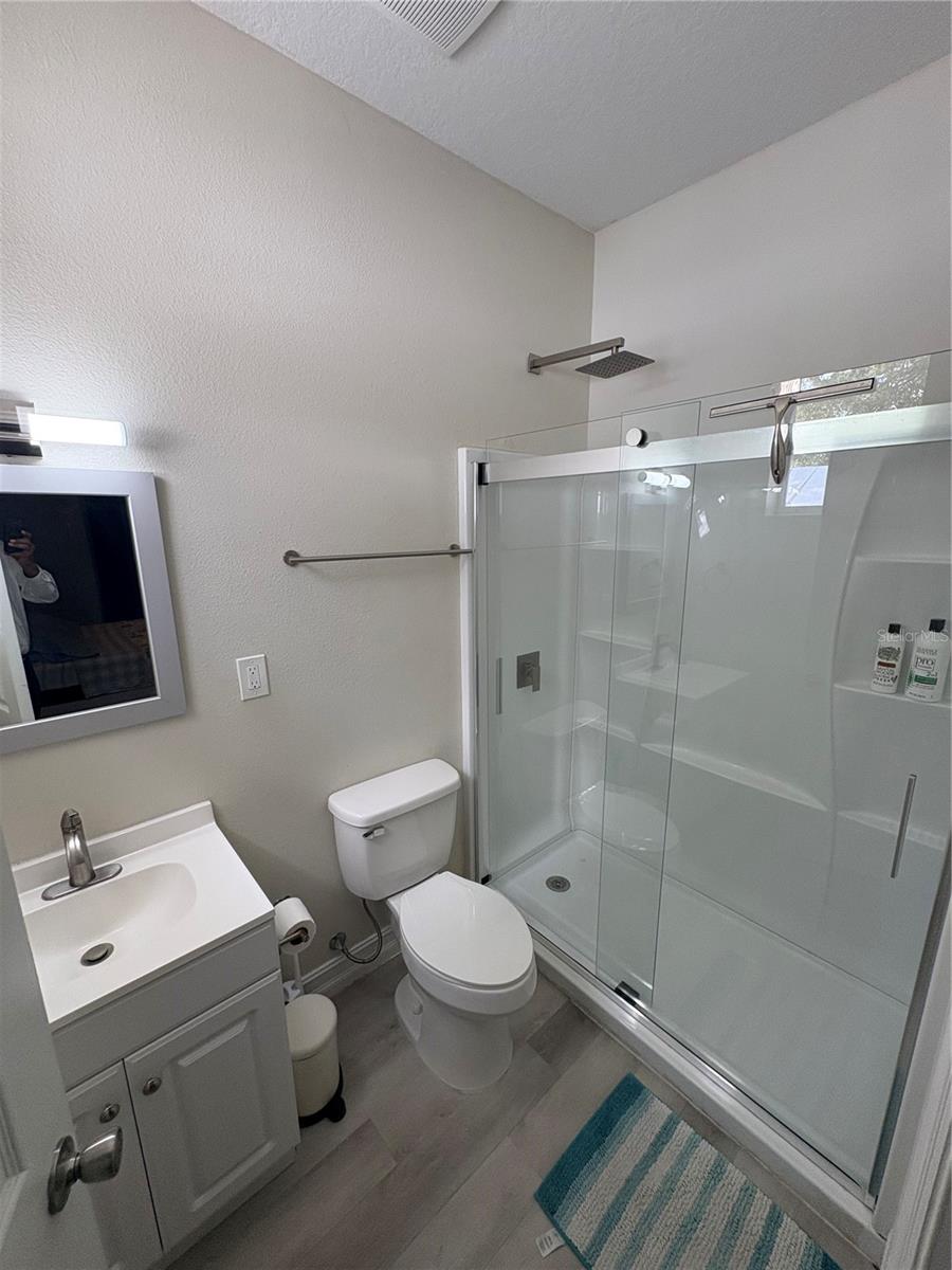 OAKLAND HILLS - Residential Lease