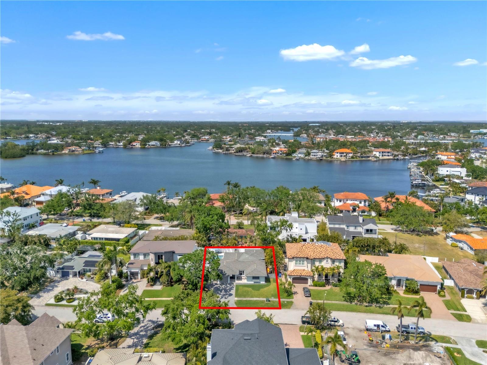349 BELLEAIR DRIVE NE