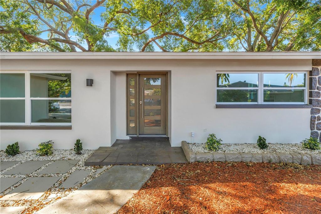 Photo of 2161 NE Hillwood Court, Clearwater, FL 33763 (MLS # TB8501733)