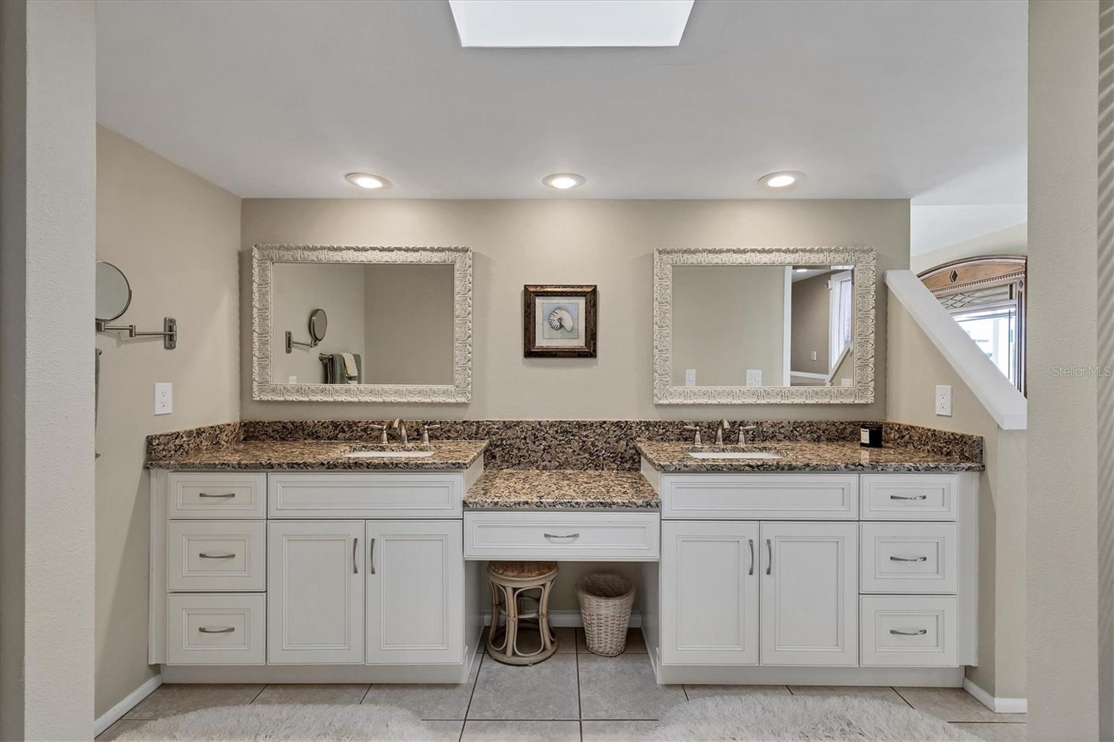 TIFFANY SANDS - Residential