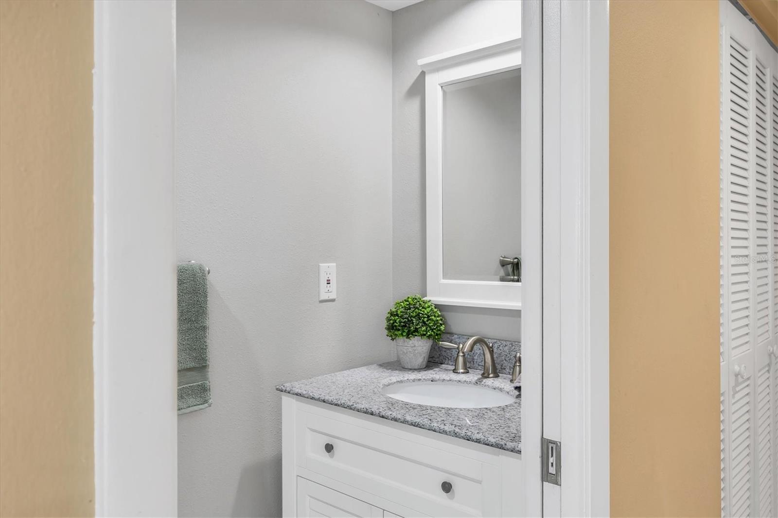 TIFFANY SANDS - Residential