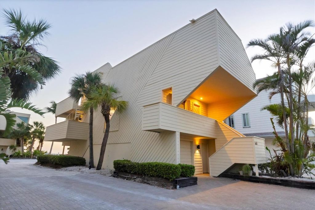 Photo of 540 Beach Road #510, Sarasota, FL 34242 (MLS # A4645315)