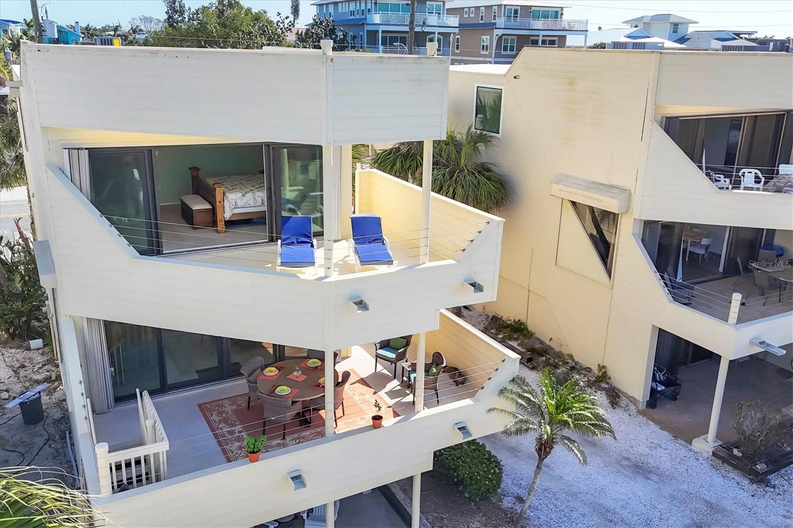 TIFFANY SANDS - Residential