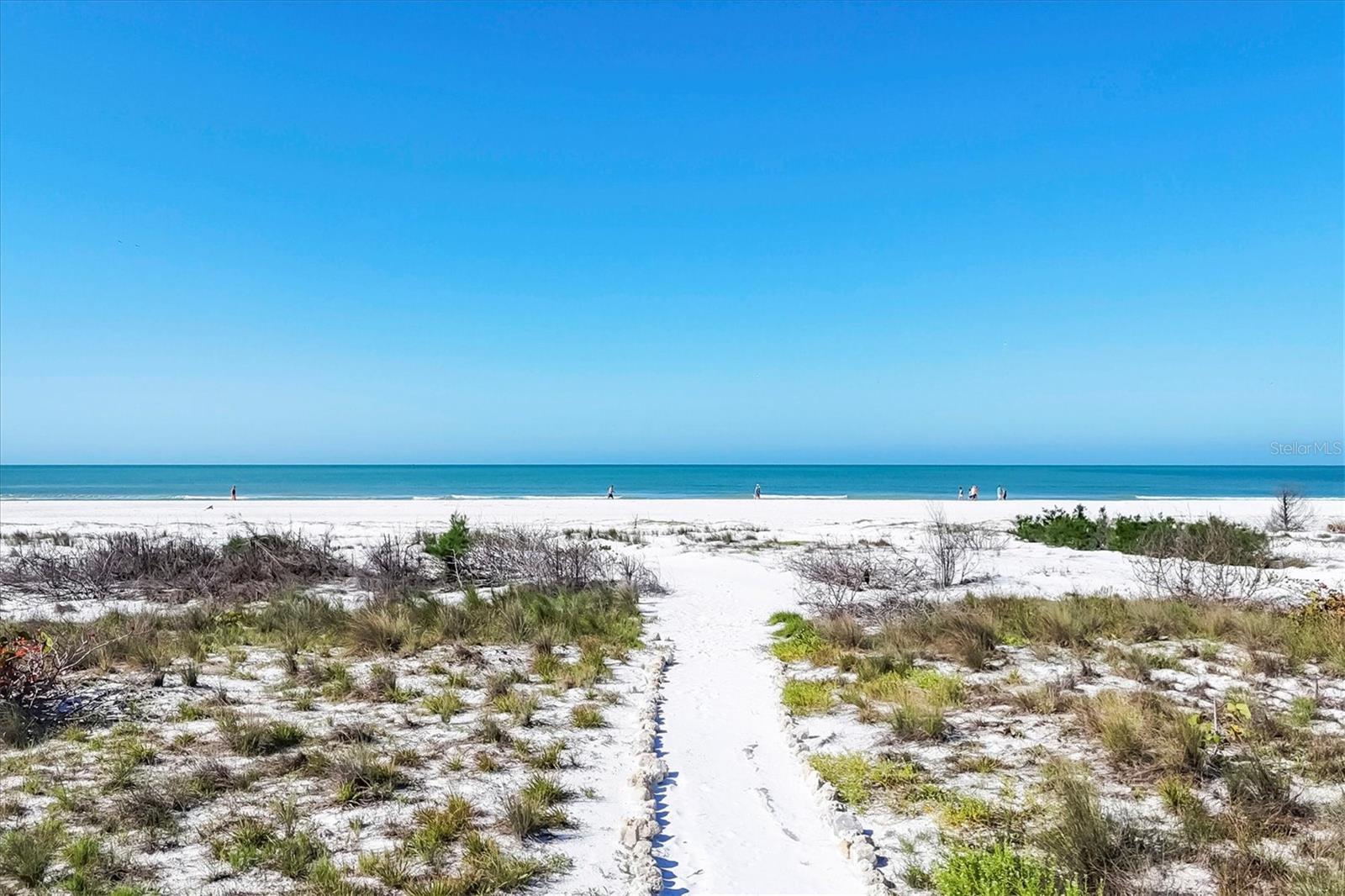 TIFFANY SANDS - Residential