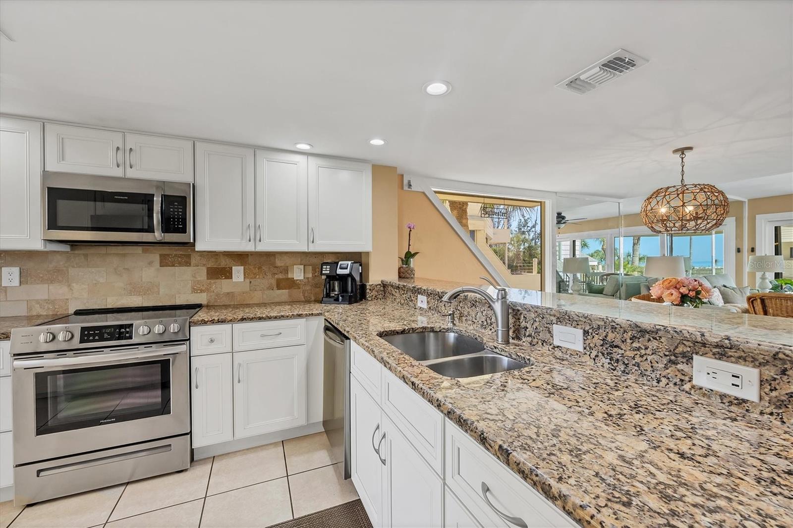 TIFFANY SANDS - Residential