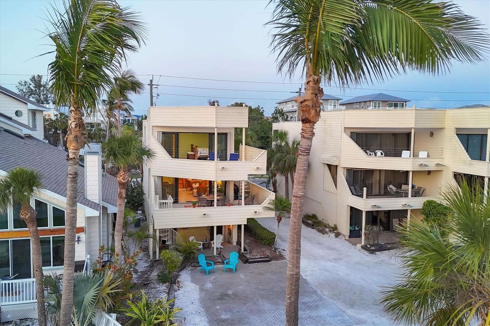 TIFFANY SANDS - Residential