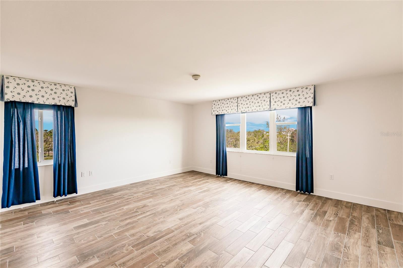 VEINTE - Residential