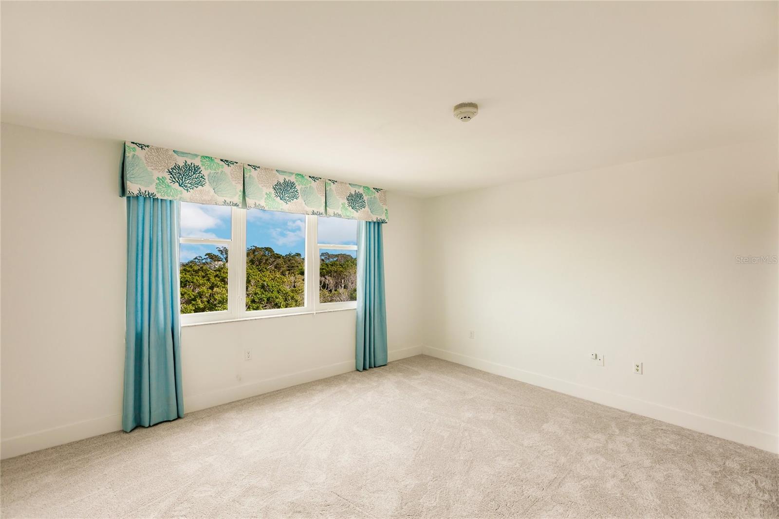 VEINTE - Residential