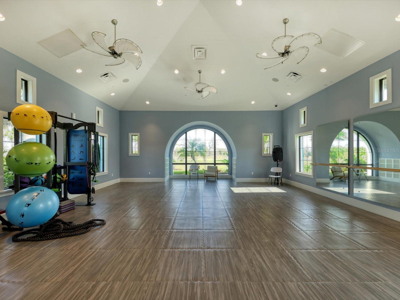 WINDWARD/LAKEWOOD RANCH PH 1 - Residential