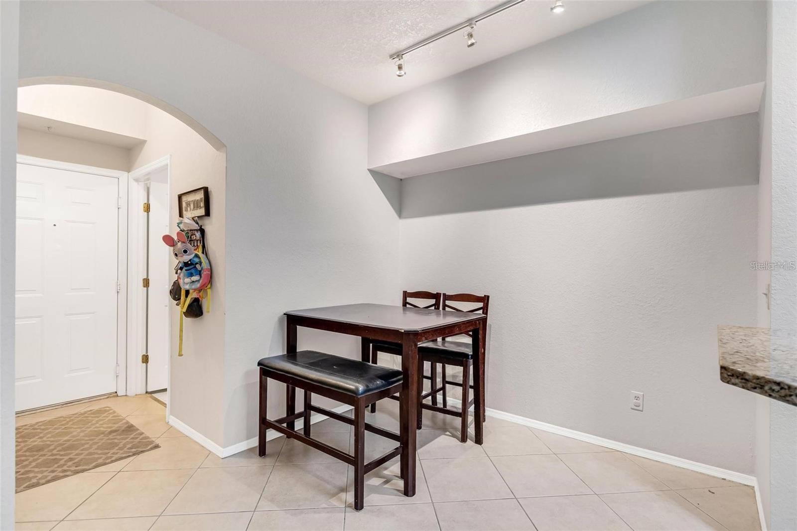 BONA VISTA CONDO - Residential