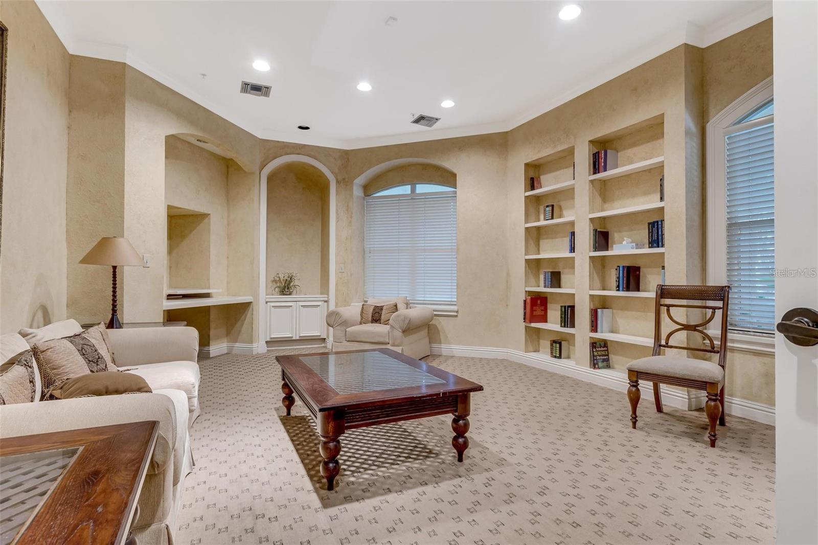 BONA VISTA CONDO - Residential