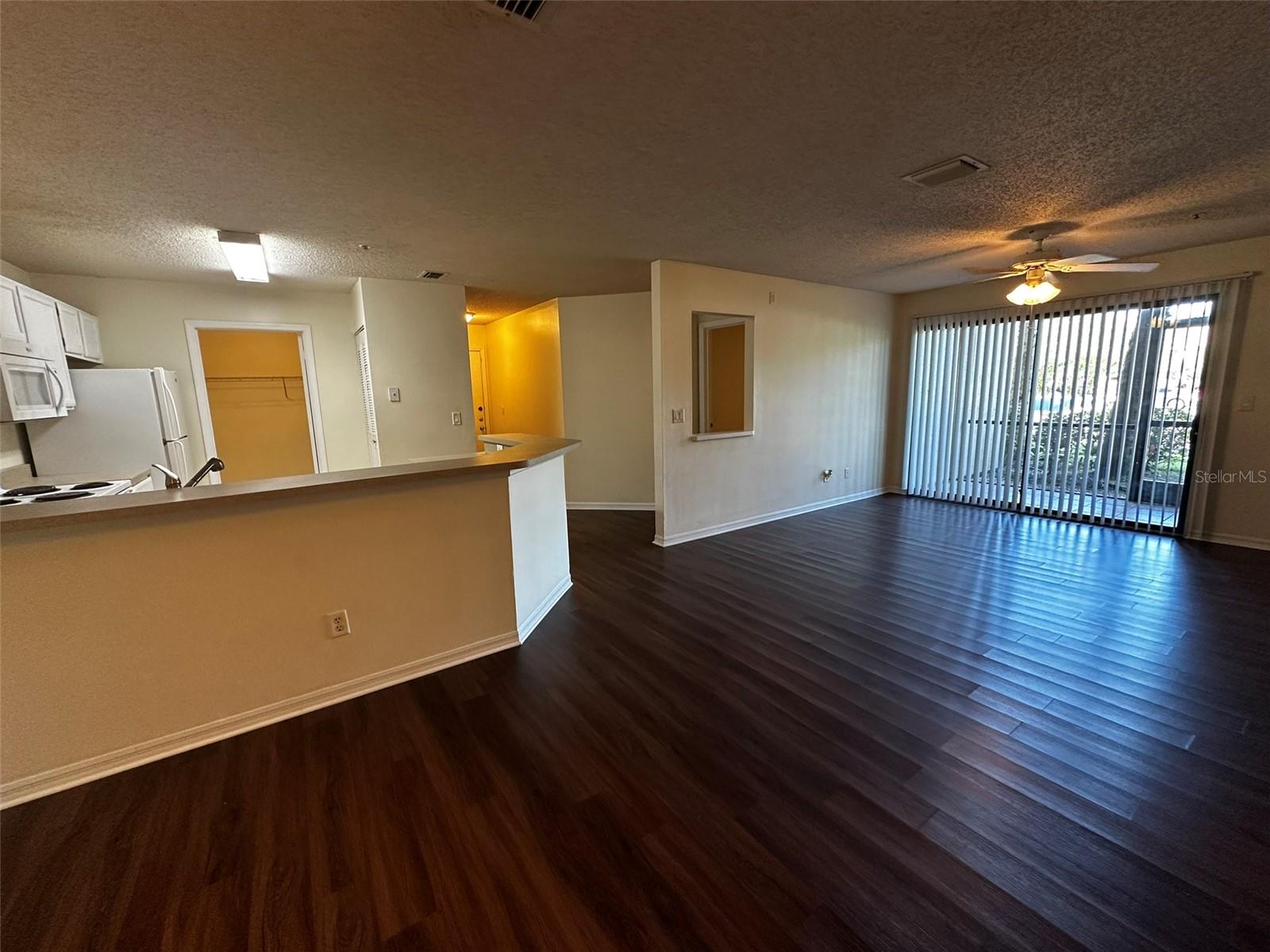 4002 CROCKERS LAKE BOULEVARD 11