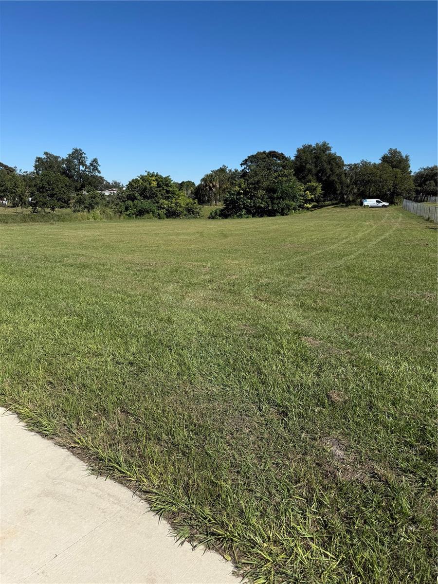 LOCKHART & MATHIS - Land