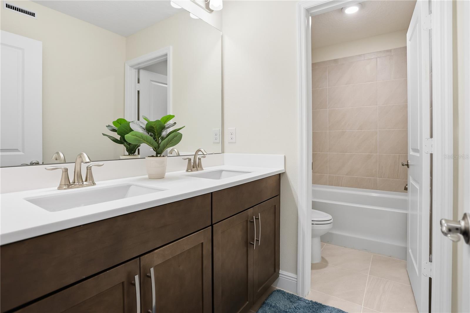 ACUERA ESTATES - Residential