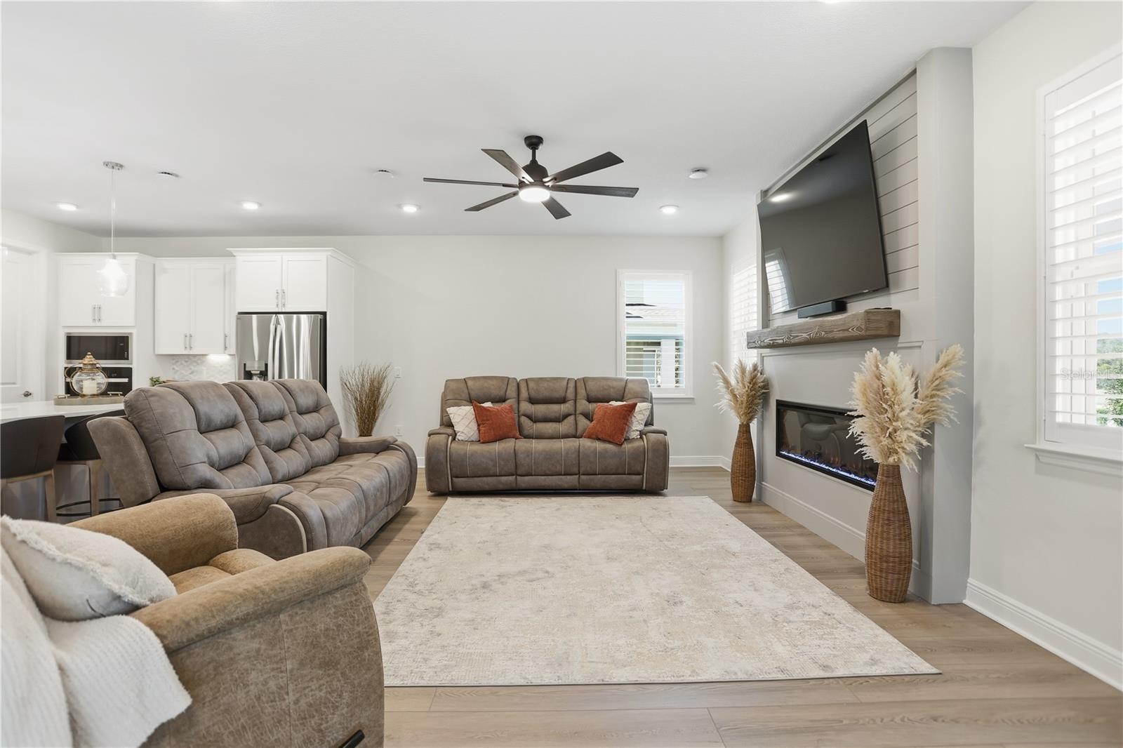 ACUERA ESTATES - Residential