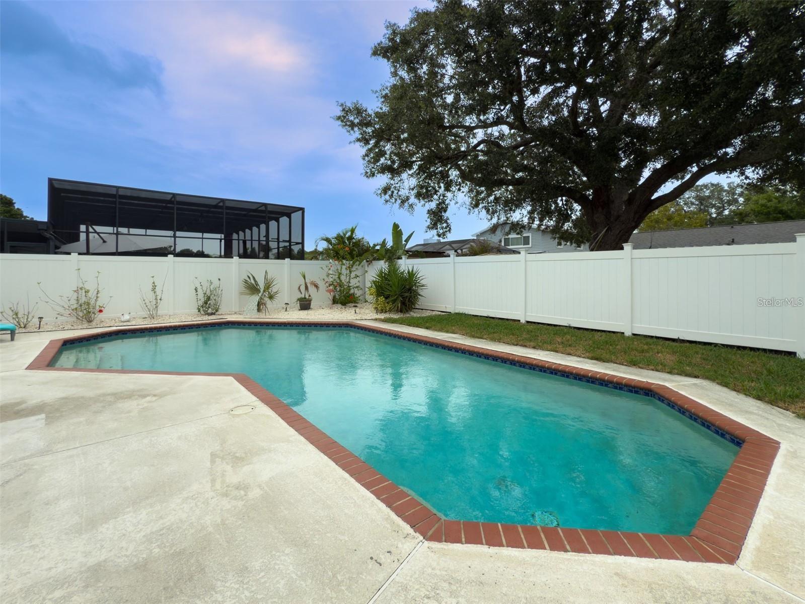 BAY CREST PARK UNIT 17 - Residential