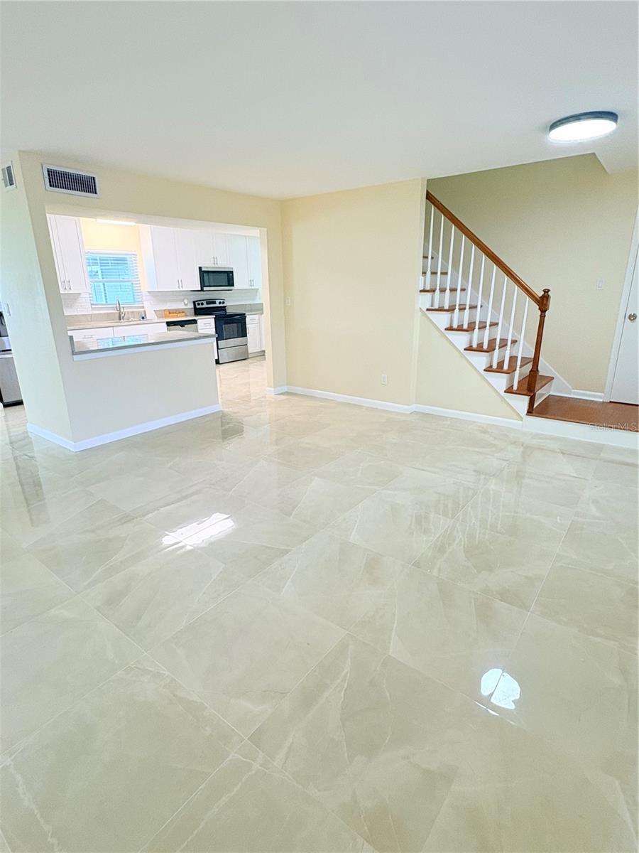 BAY CREST PARK UNIT 17 - Residential