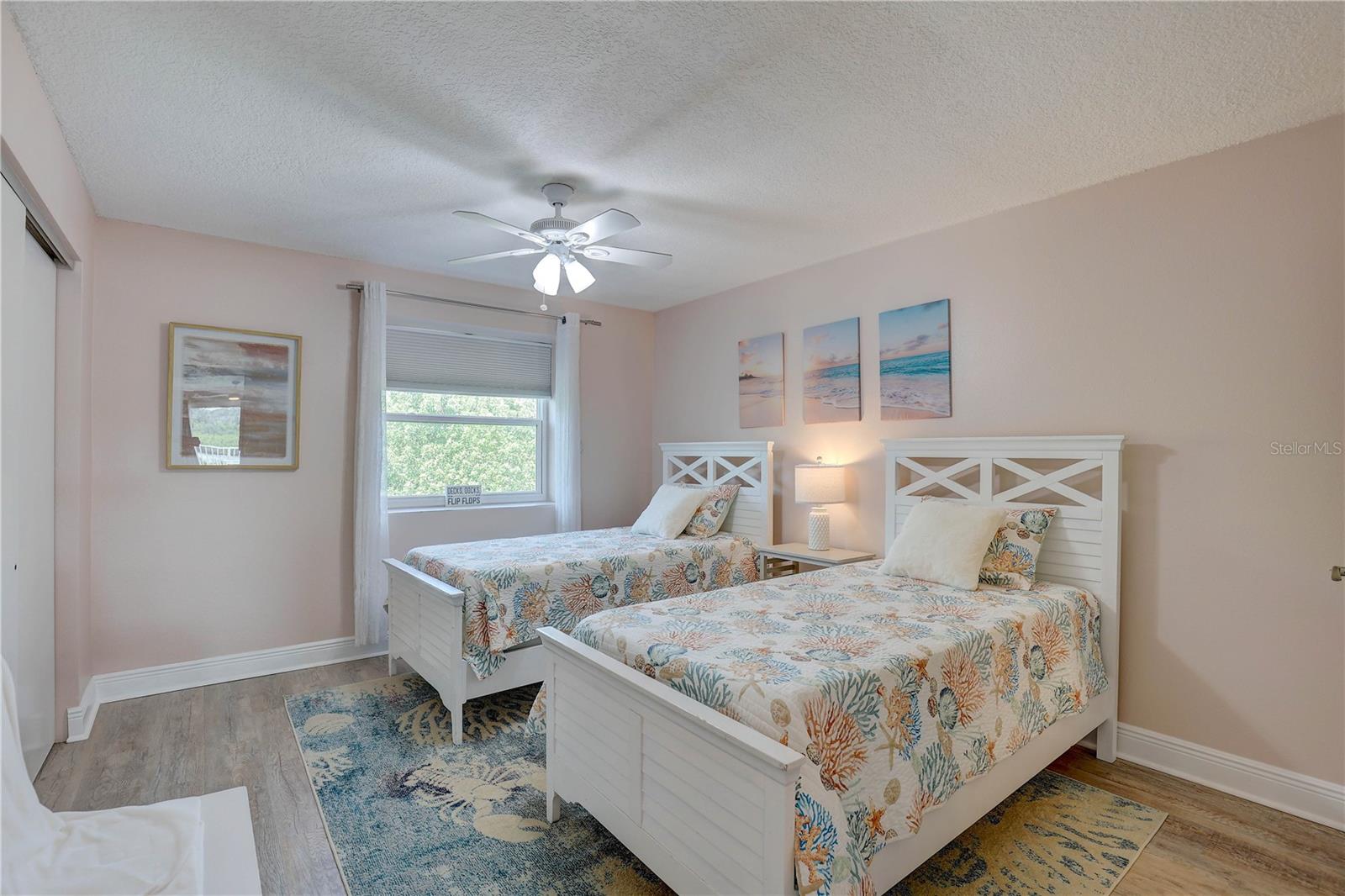 VISTA VILLAGE TWNHMS - Residential