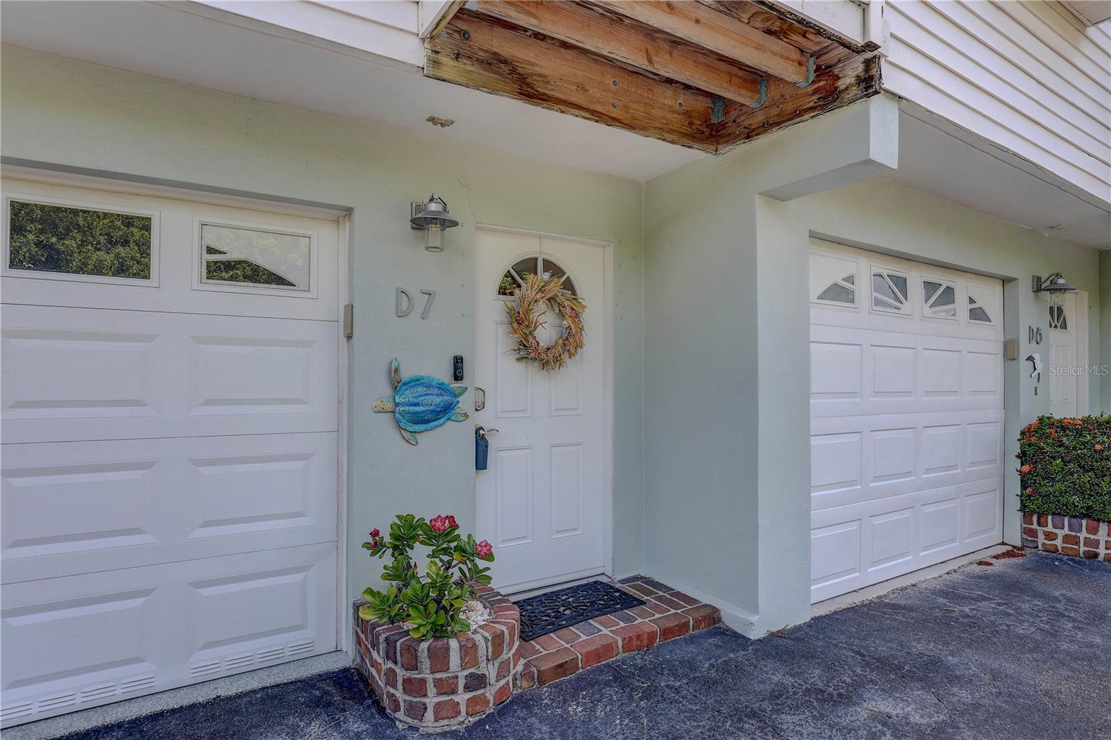 VISTA VILLAGE TWNHMS - Residential