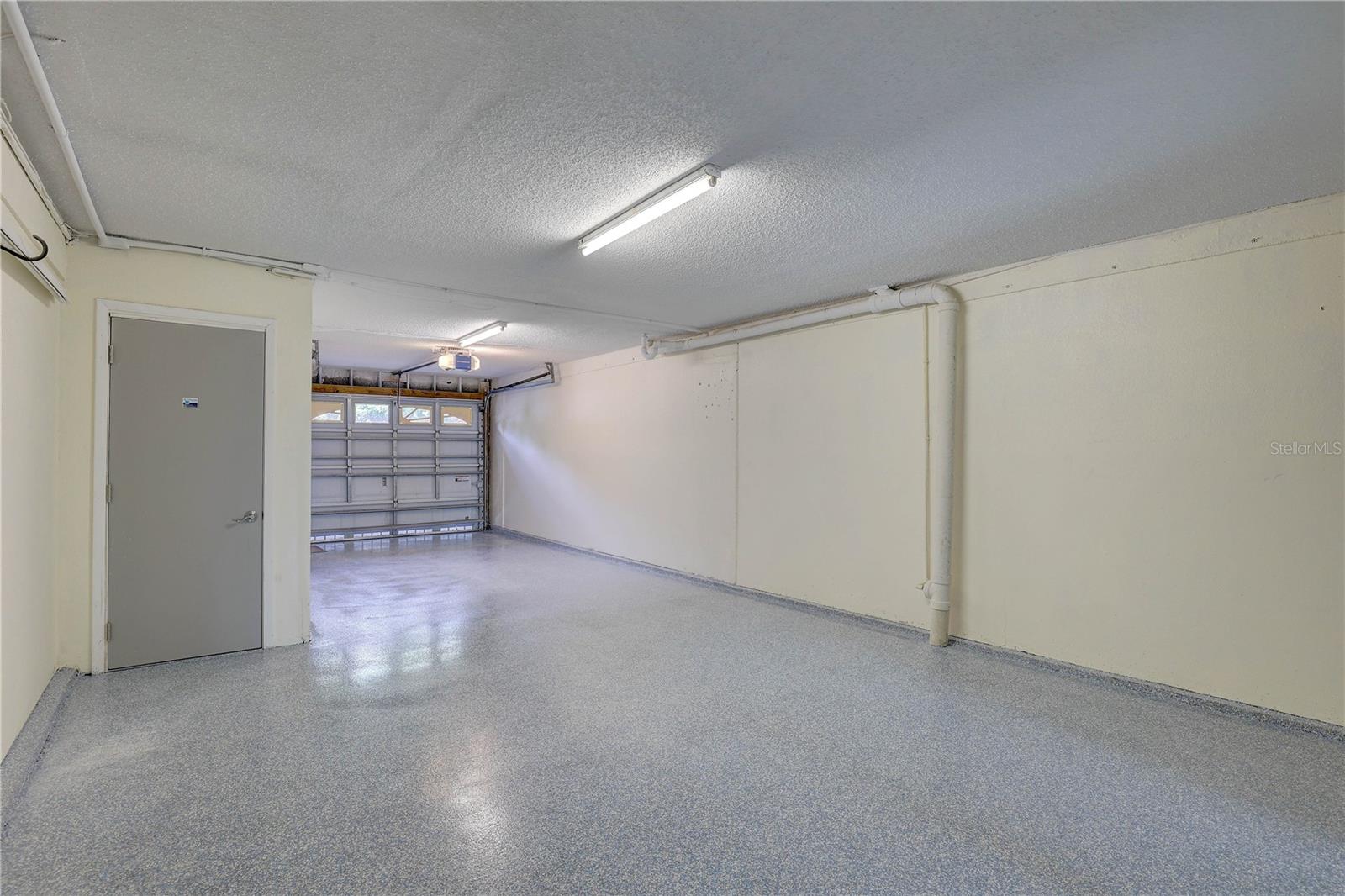 VISTA VILLAGE TWNHMS - Residential